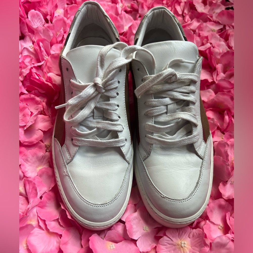 Size 11 - New Salmond Check Low Top Sneaker (Women)
